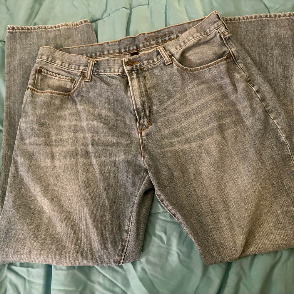 Gap Men’s Premium Easy Fit Jeans. Size 36 x 32